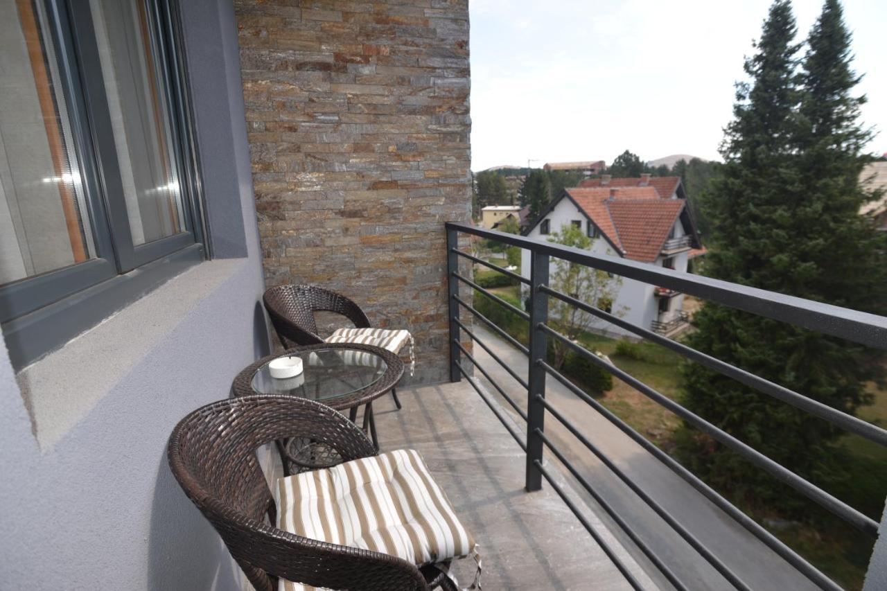 Binis Apartment Zlatibor Bagian luar foto