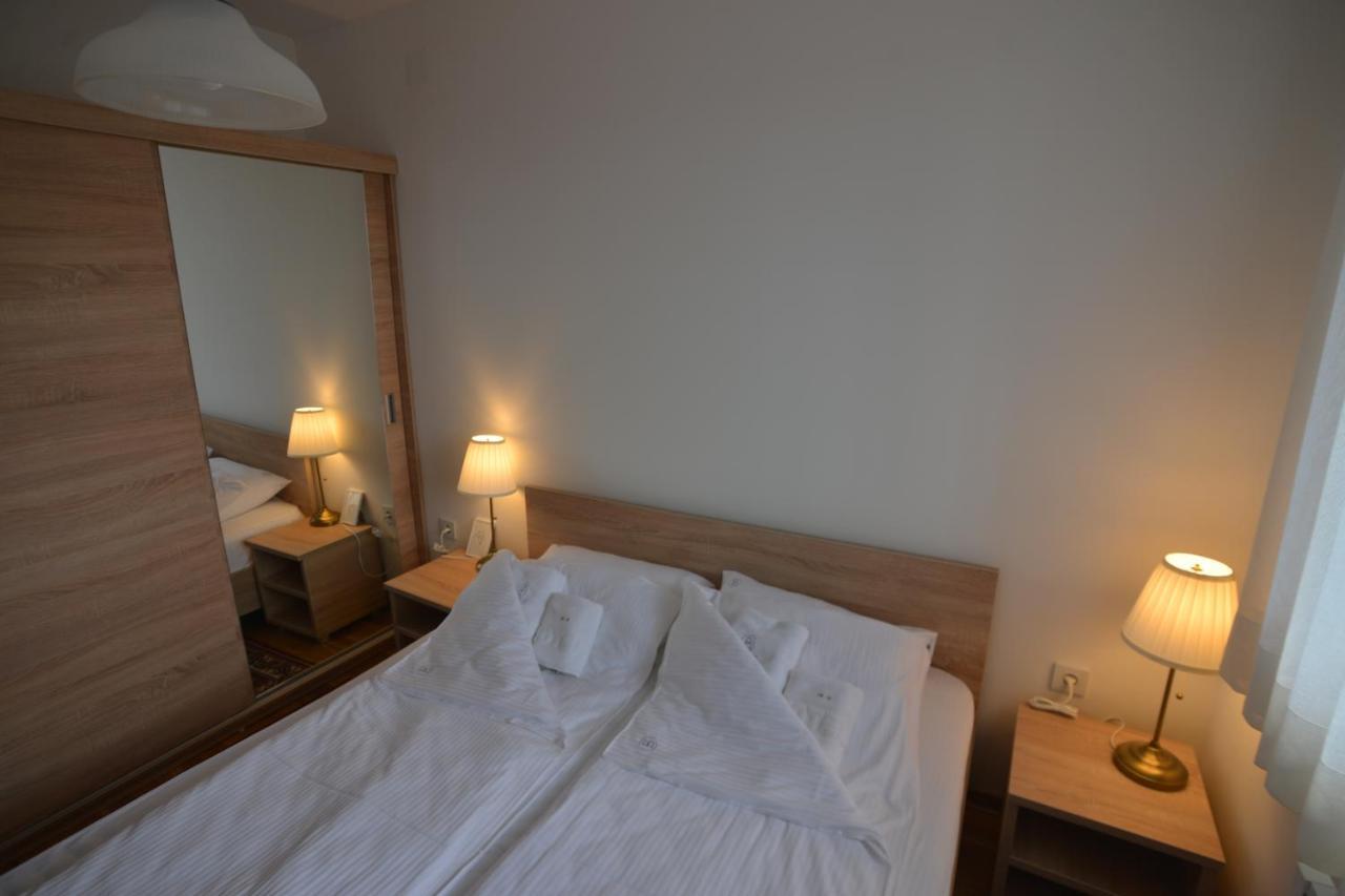 Binis Apartment Zlatibor Bagian luar foto