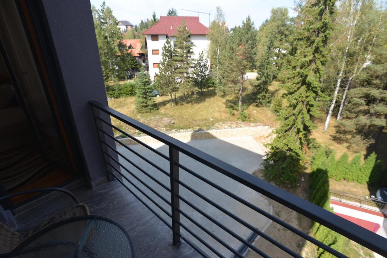 Binis Apartment Zlatibor Bagian luar foto
